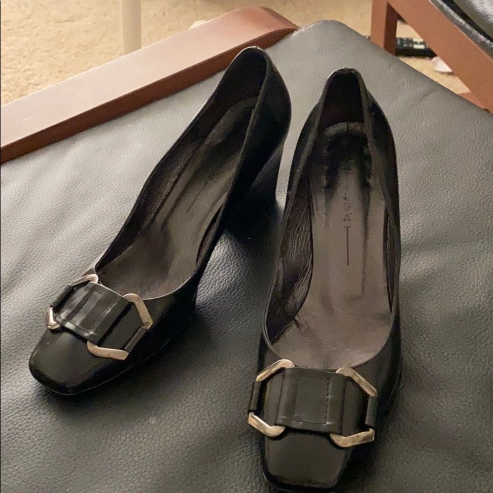 Matilda Italian pumps